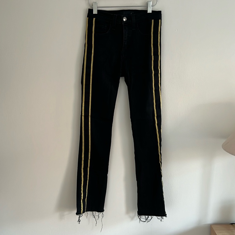 Veronica Beard Black Tux Stripe Cropped Jeans - Carolyn 10” Baby Boot